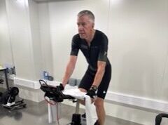 Neil Hunter Flies Out to Hawaii